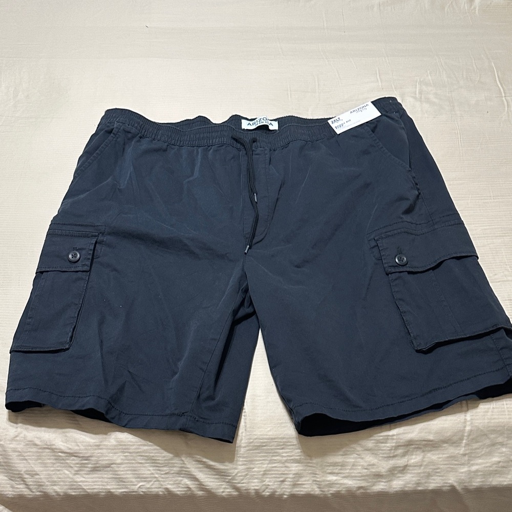 Arizona Jean Company Men's Dark Gray Cargo Shorts